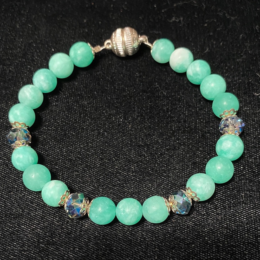 Handcrafted Natural Aqua green jade 8mm gemstone crystal 8”Beaded Bracelet